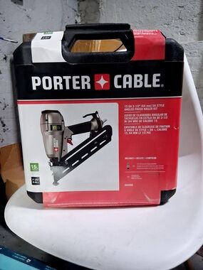 PORTER-CABLE 15-Gauge Pneumatic 2-1/2 in. Angled Nailer Kit - NEW